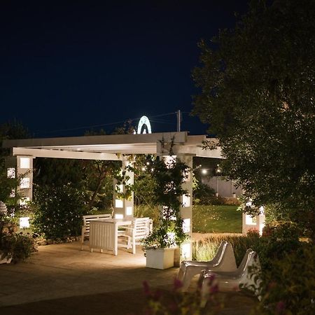 Prestigiosa Villa Con Piscina Condominiale Monopoli Exteriér fotografie